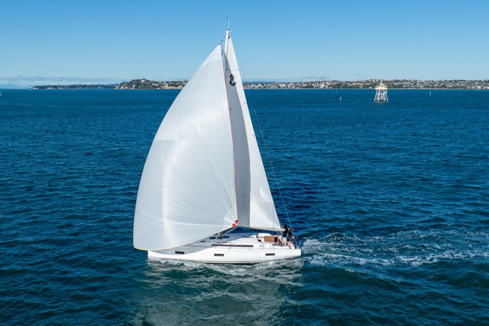Beneteau First 44 5 live aboard