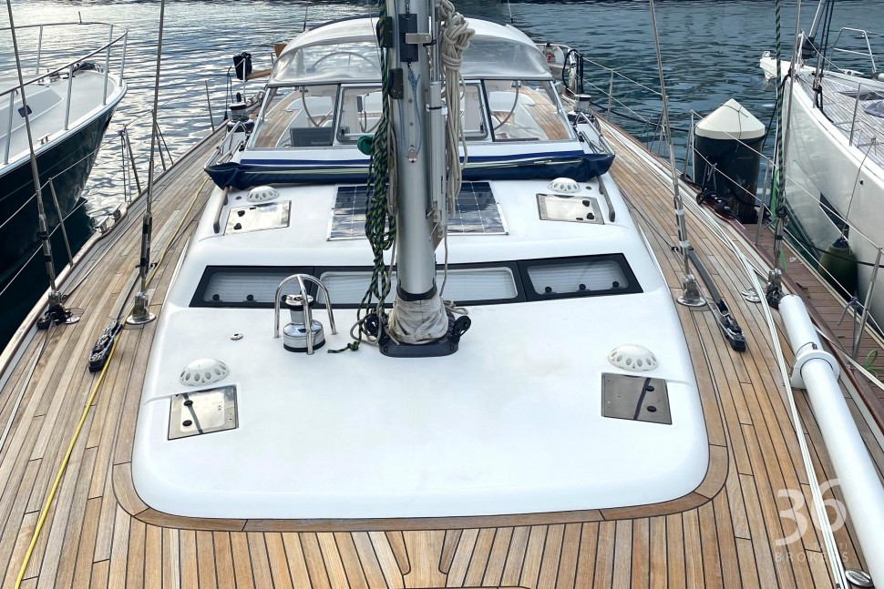 HALLBERG RASSY 57 15