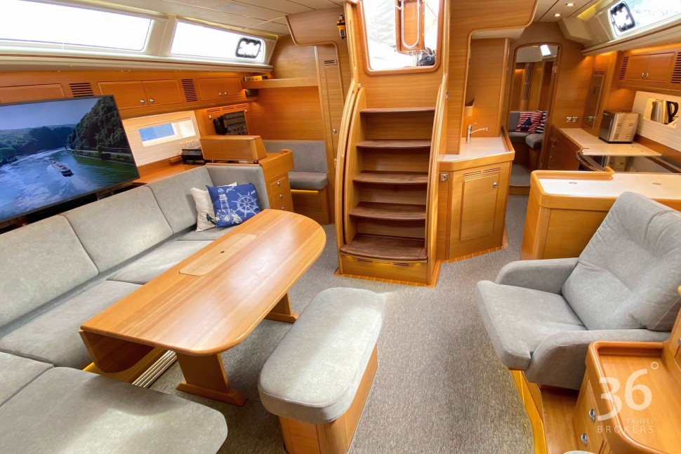 HALLBERG RASSY 57 22