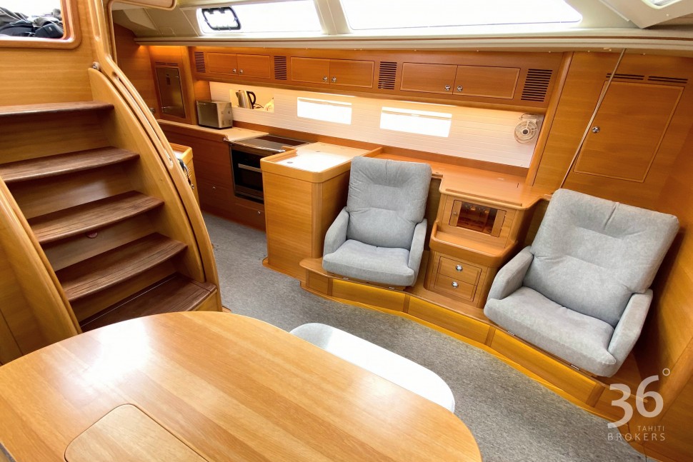 HALLBERG RASSY 57 25