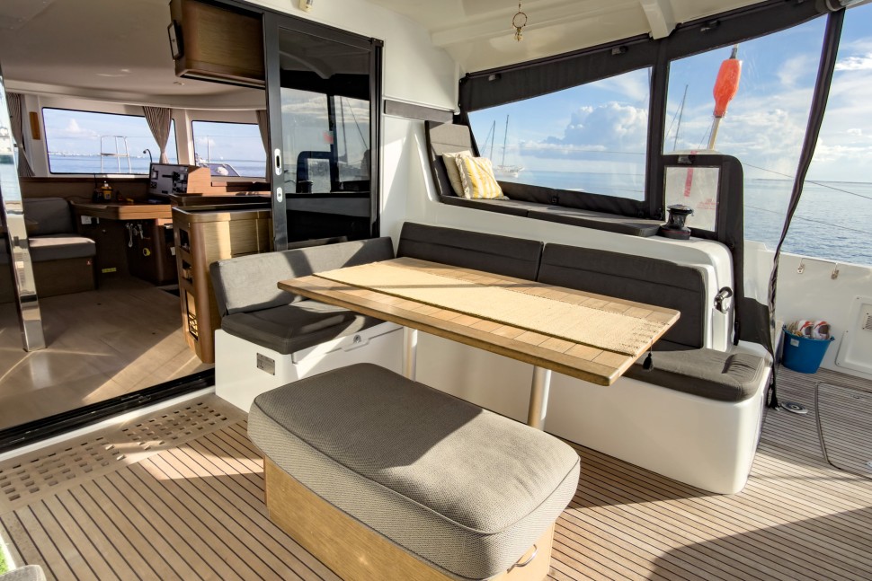 LAGOON 42 OWNER 3 CABINS 45