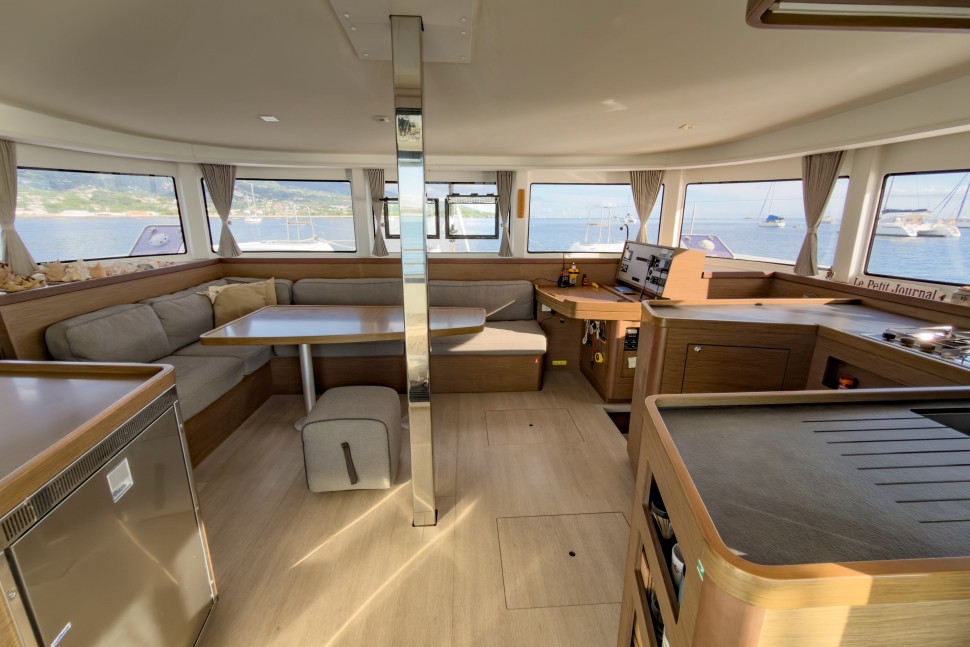 LAGOON 42 OWNER 3 CABINS 6