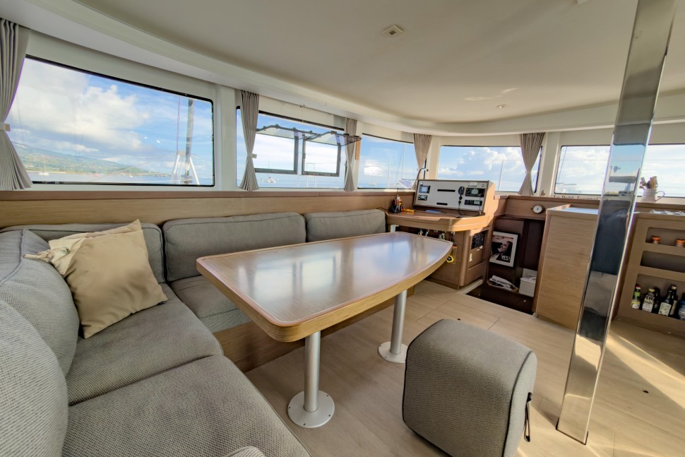 LAGOON 42 OWNER 3 CABINS 8