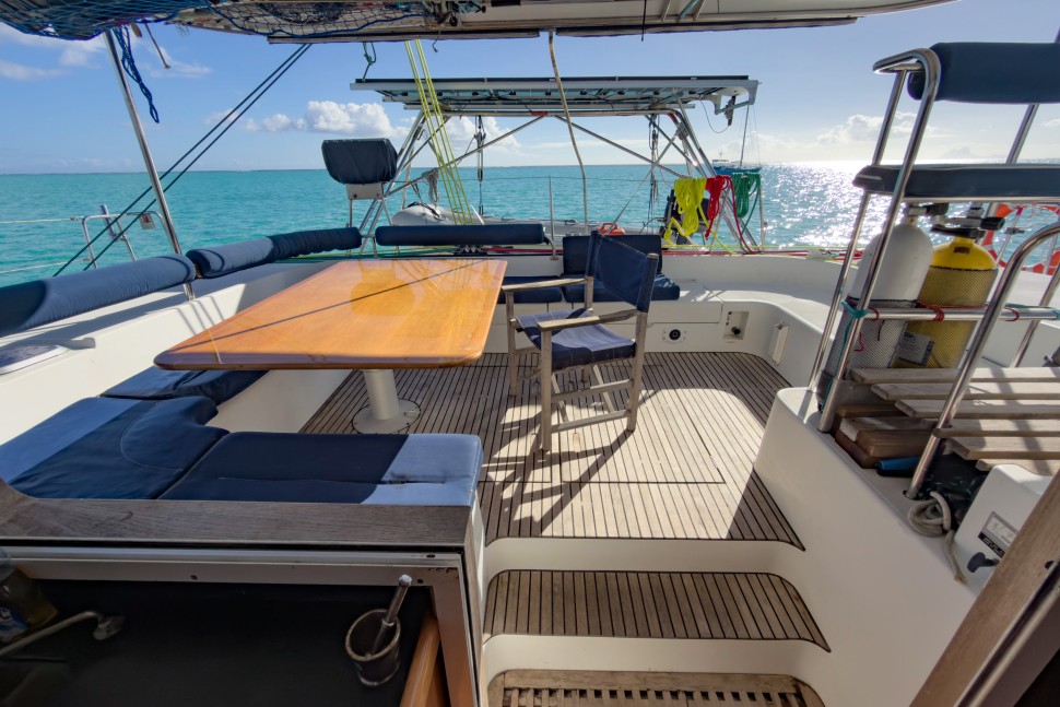LAGOON 470 OWNER 10