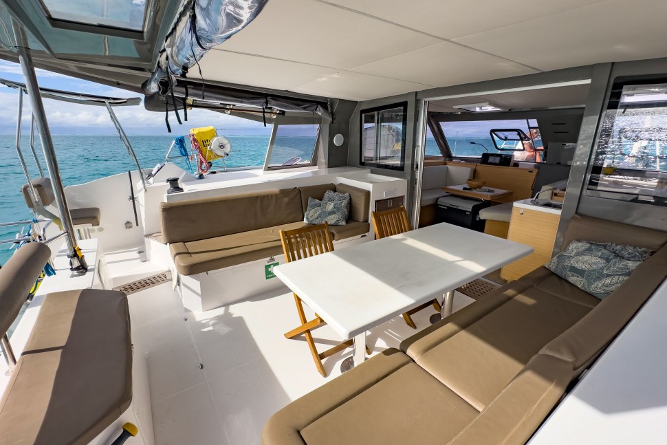 NAUTITECH 40 OPEN 8