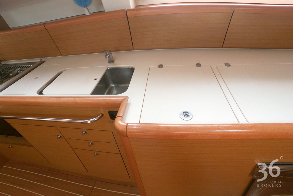Sun Odyssey 49i 13