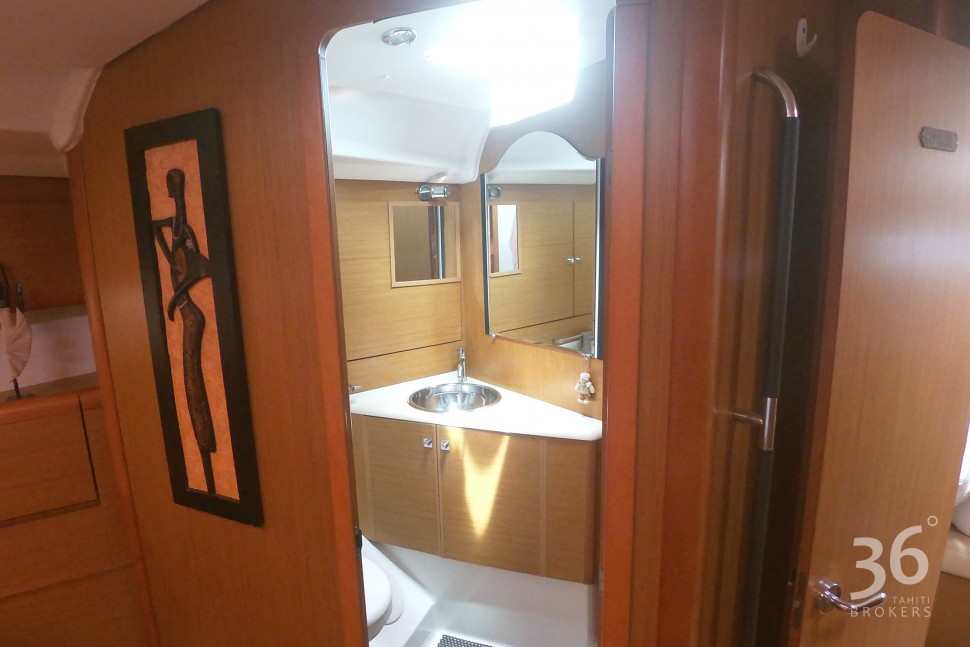 Sun Odyssey 49i 16