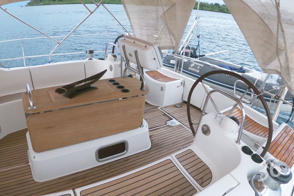 Sun Odyssey 49i 2