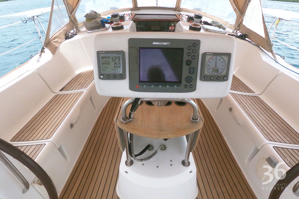 Sun Odyssey 49i 4